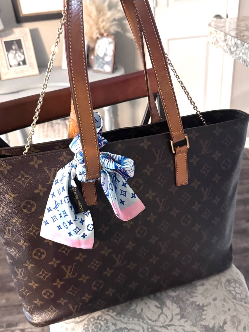 Authentic Louis Vuitton Luco Monogram Tote *Damaged straps-SEE DESCRIPTION*